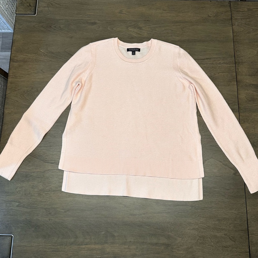 Banana republic Pima cotton cashmere women sweater.